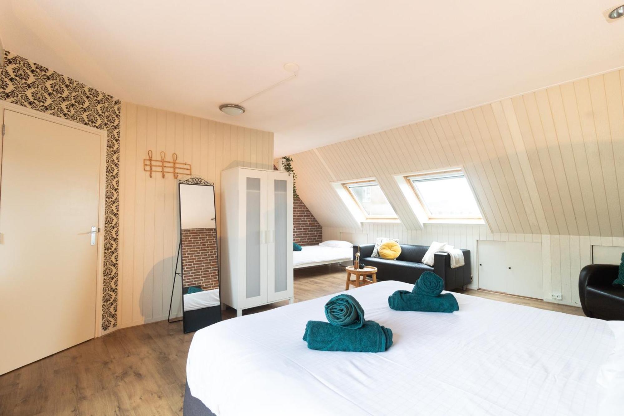 Apartamento Aan Zee Met 2 Parkeerplekken!